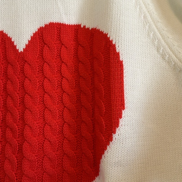 Cream Red Heart Sweater, Size L - Picture 3 of 6